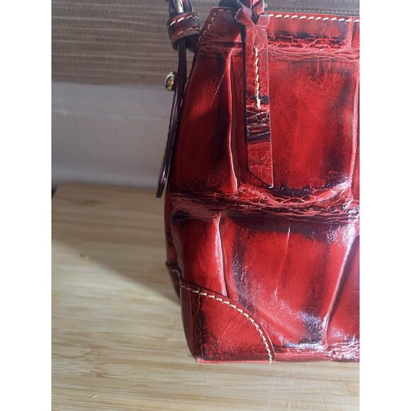 Dooney and Bourke Red Crocodile Print Shoulder bag - Picture 5 of 12